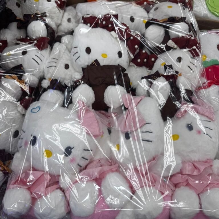 Peluche Hello Kitty Clásico Moño Vino Rosa