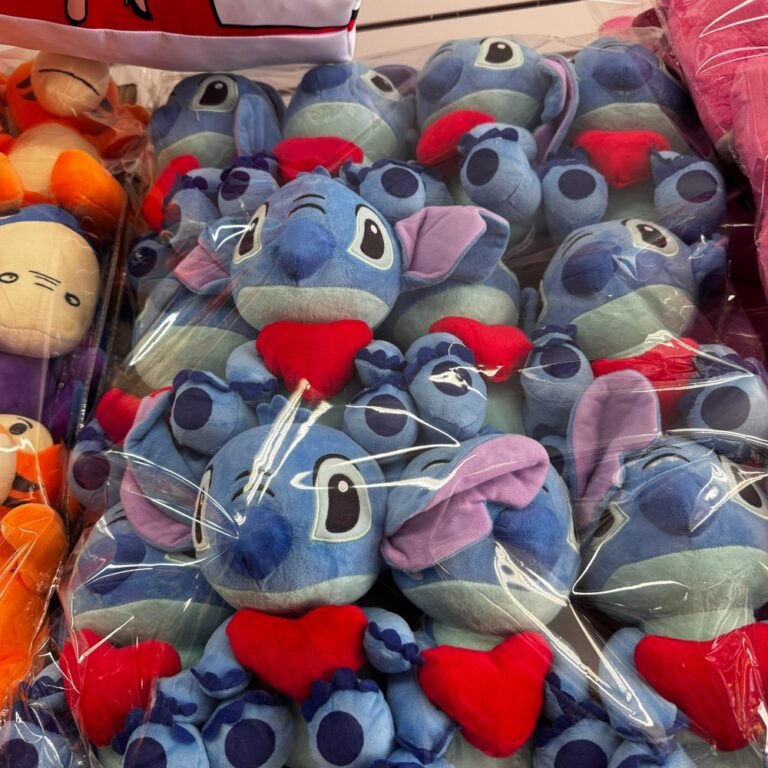 Peluche Stitch con Corazón Rojo Mayoreo